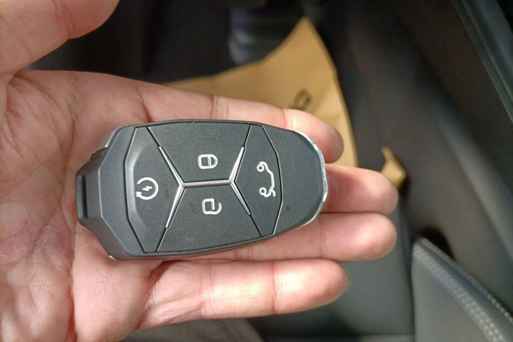 领克03 2022款 1.5TD DCT劲Pro中控内饰7001