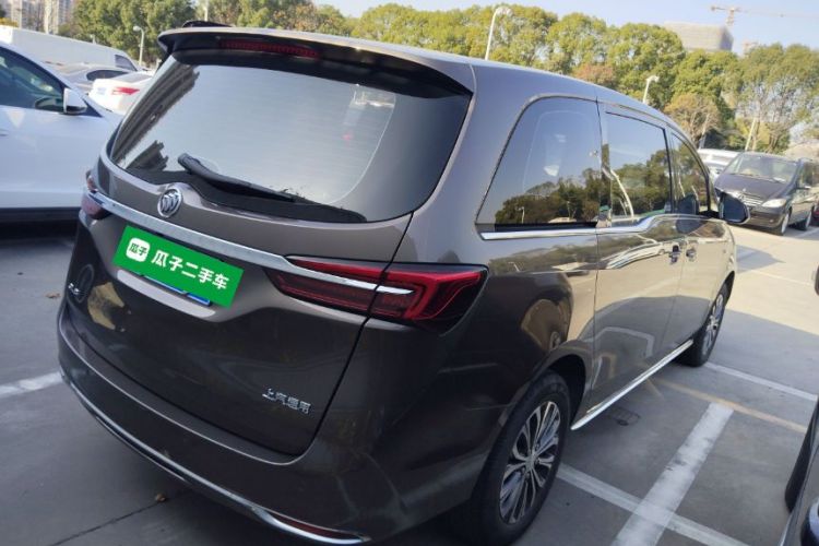 别克GL8 2023款 陆上公务舱 舒适型车身外观6005