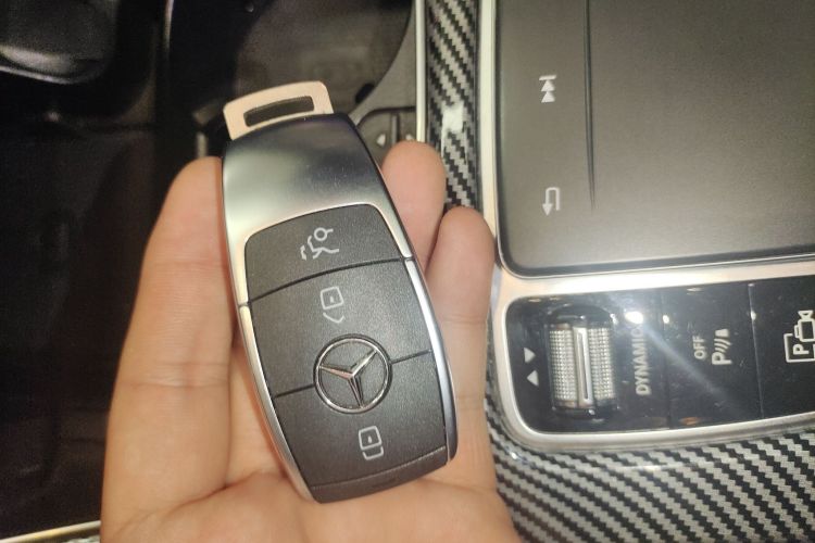 奔驰C级 2021款 C 260 星耀臻藏版中控内饰11