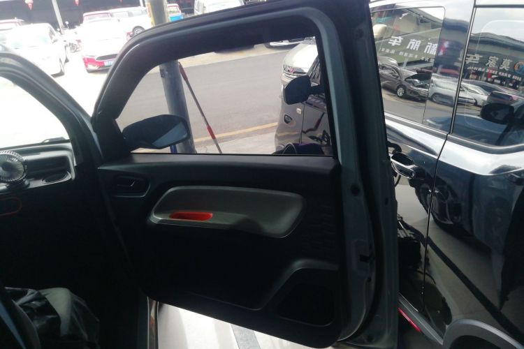 五菱汽车 宏光MINIEV 2022款 轻松款 三元锂中控内饰45