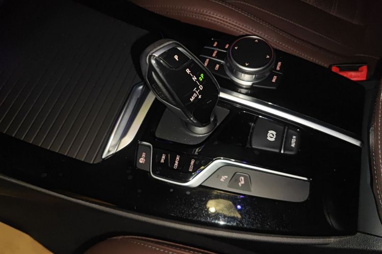 宝马X3 2021款 xDrive28i 豪华套装中控内饰18