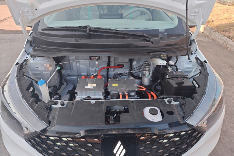 江铃集团新能源 易至EV3 2025款 Plus 330KM豪华型局部细节24