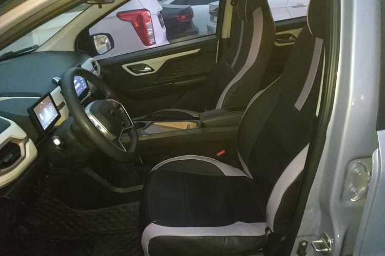 江淮钇为 钇为花仙子 2024款 挚爱版 301km Lite局部细节19