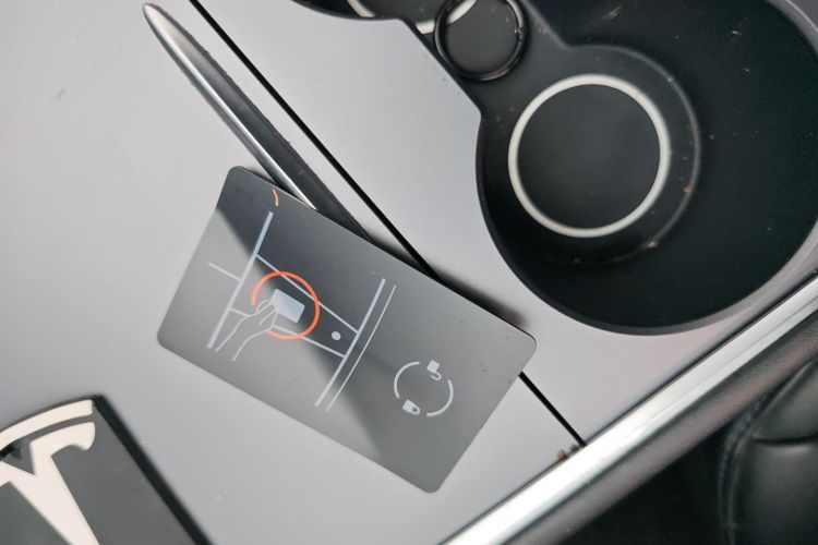 特斯拉 Model 3 2021款 标准续航后驱升级版中控内饰7001