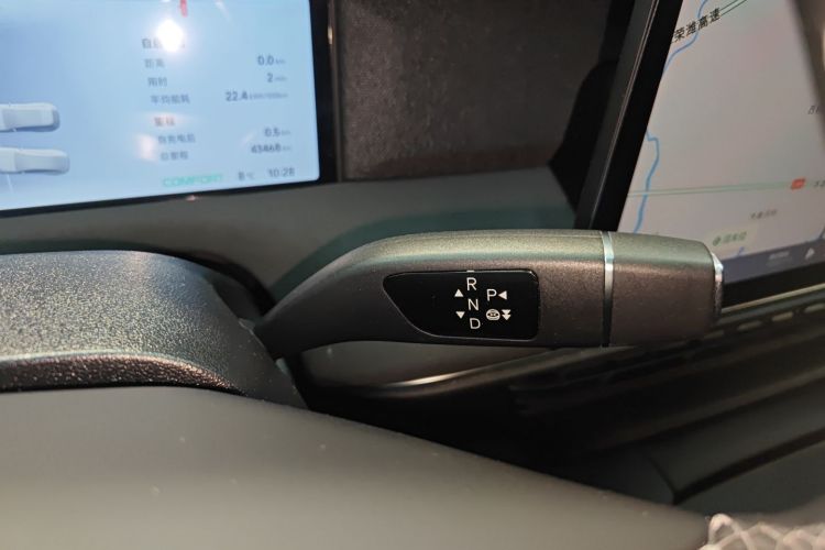 小鹏G6 2023款 755 超长续航 Pro局部细节18