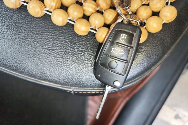 奥迪Q3 2018款 30周年年型 30 TFSI 时尚型中控内饰7001