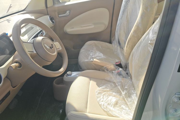 五菱汽车 宏光MINIEV 2025款 四门版 进阶款中控内饰19