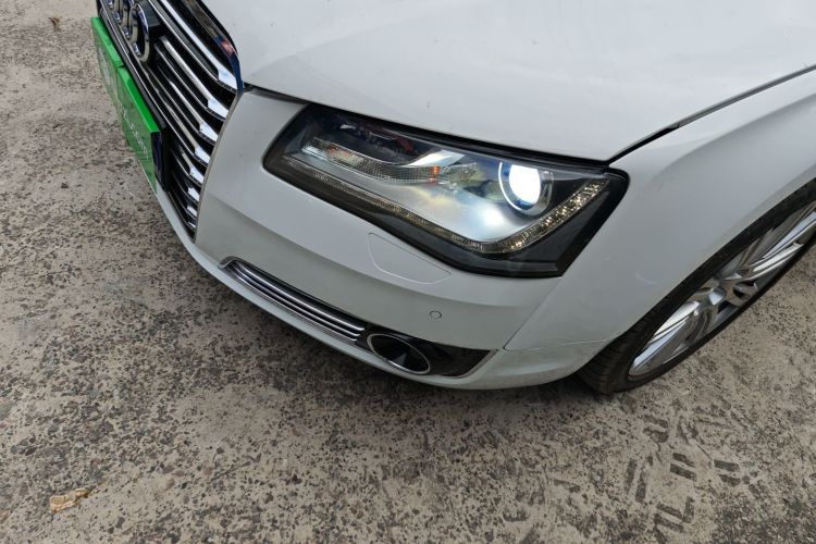 奥迪A8 2013款 A8L 45 TFSI quattro舒适型局部细节36