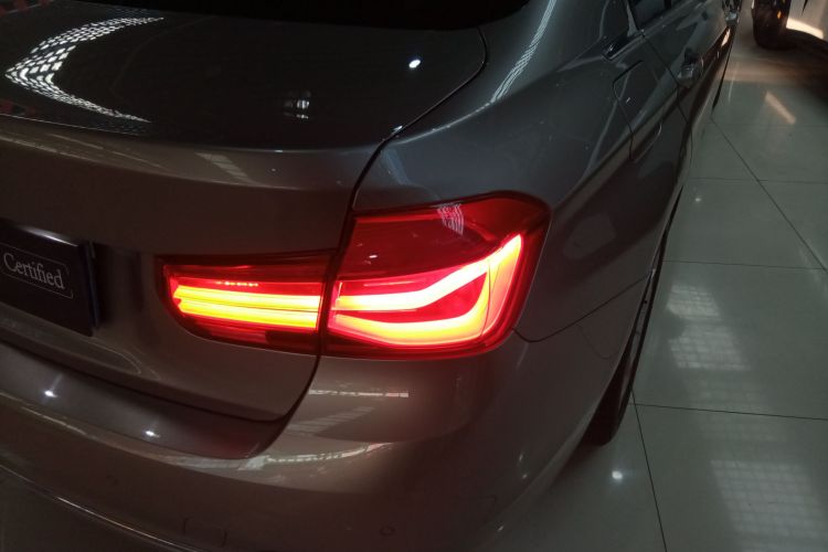 宝马3系 2017款 318Li 时尚型车身外观6006