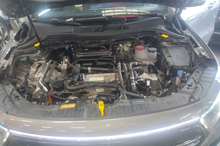 奔驰EQA 2022款 EQA 300 4MATIC 首发特别版局部细节24