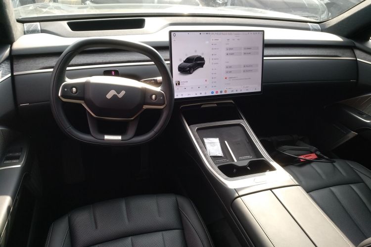 乐道L90 2025款 Ultra 六座版中控内饰12