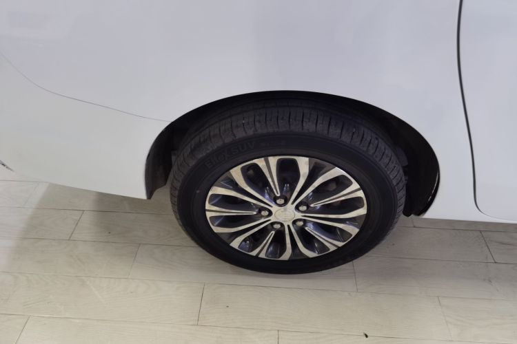 别克GL8 2021款 陆上公务舱 652T 舒适型车身外观6008