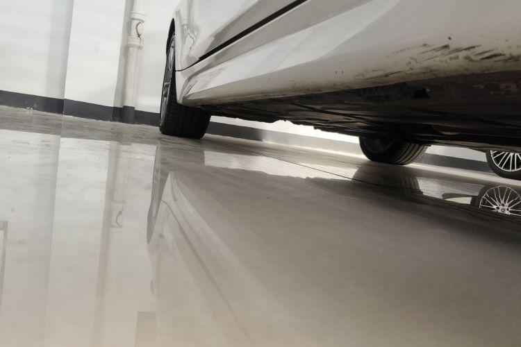 宝马3系 2018款 320i M运动曜夜版局部细节9001