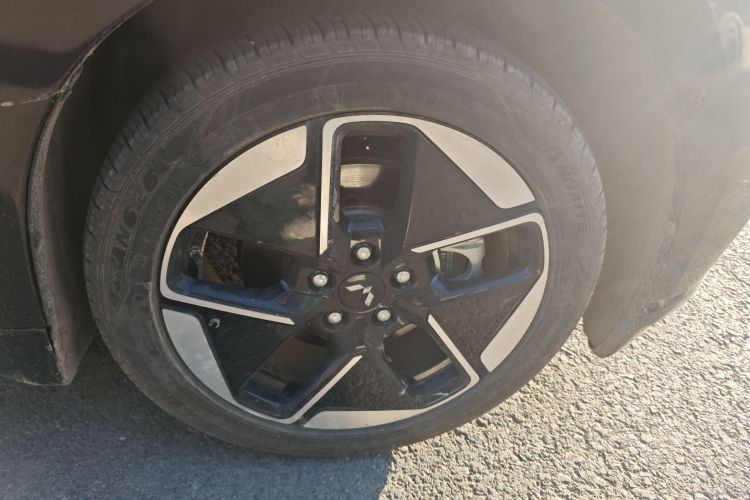 五菱汽车 五菱星光 2024款 共创版 150 领航型车身外观10