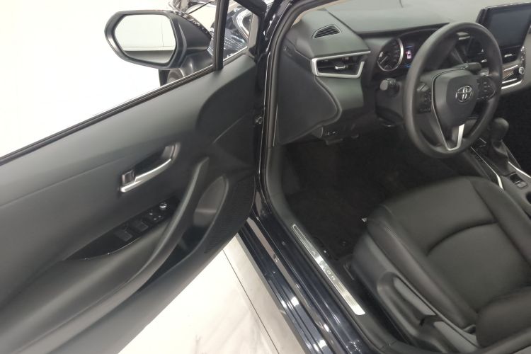 丰田 亚洲狮 2021款 2.0L 豪华版中控内饰7003