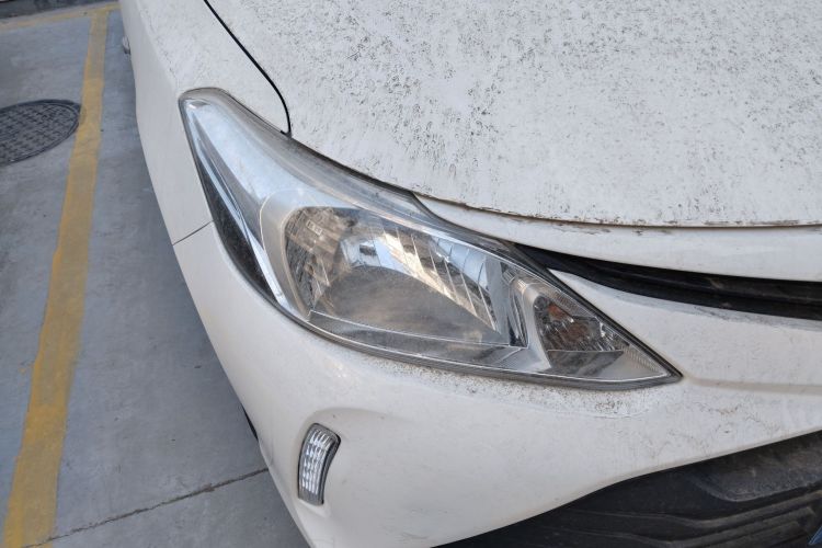 丰田 威驰 2017款 1.3L 手动锐行版车身外观8