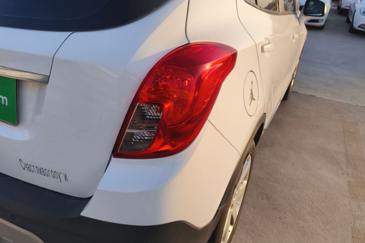 别克 昂科拉 2015款 1.4T 自动两驱都市精英型车身外观9