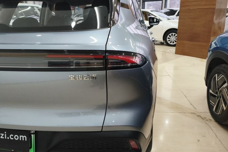 宝骏云海 2024款 600km 纯电版车身外观9
