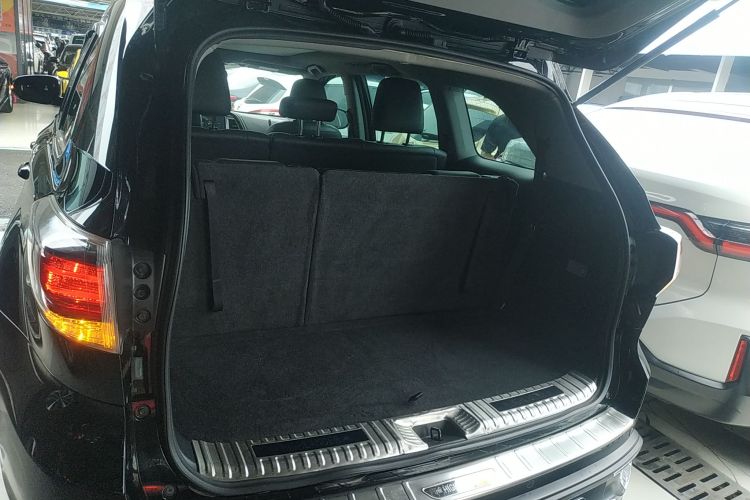 丰田 汉兰达 2017款 2.0T 四驱豪华版 7座局部细节23