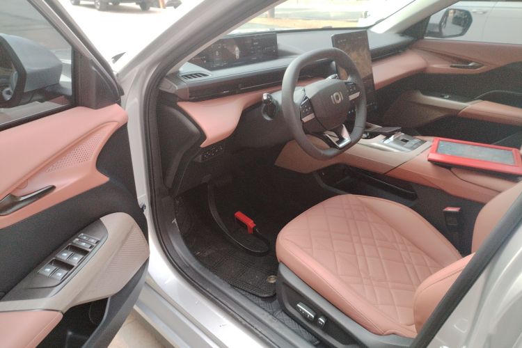 长安启源A05 2024款 真香版 145 超越型中控内饰7003