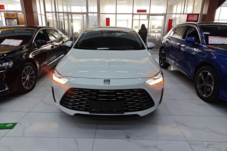 别克 君威 2024款 25T 超享版车身外观6001