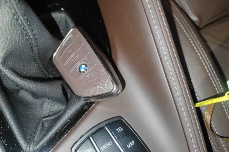 宝马X1 2016款 sDrive20Li 豪华型中控内饰7001