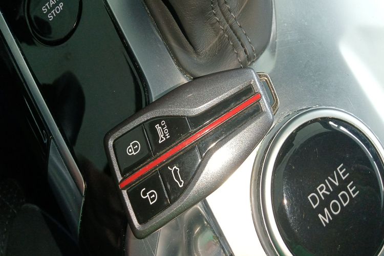 红旗HS5 2019款 2.0T 智联旗享版中控内饰11