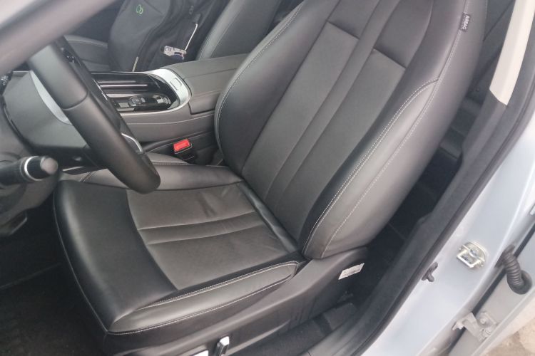 埃安 AION S Plus 2022款 70 智驾版局部细节19