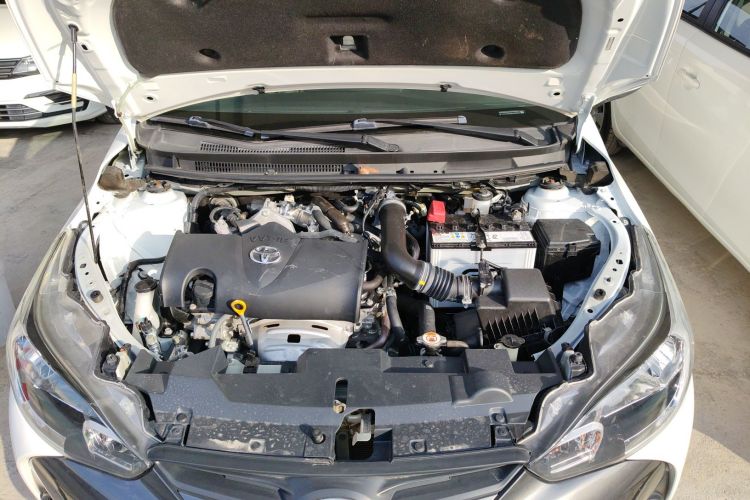 丰田 YARiS L 致炫 2022款 1.5L CVT领先PLUS版机舱底盘24