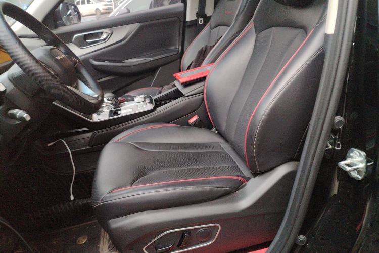 北京汽车 北京X7 2020款 1.5TD DCT致尚版中控内饰19