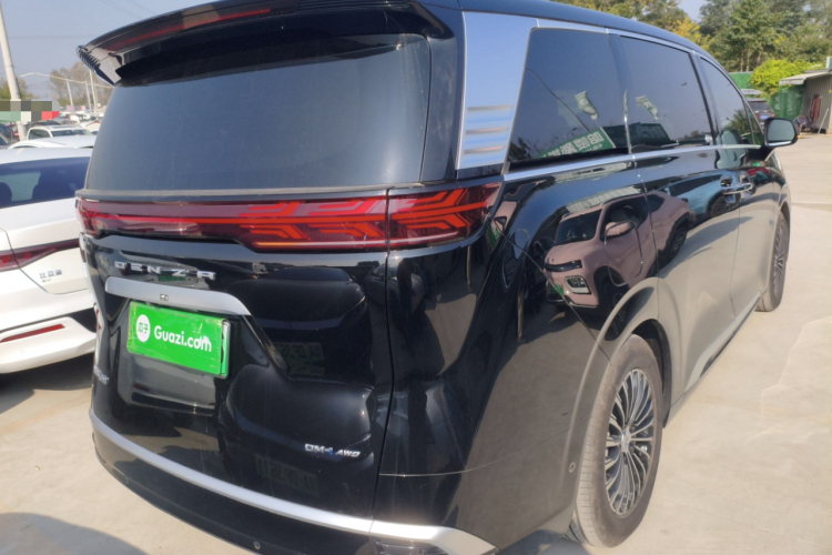 腾势D9 2022款 DM-i 970 四驱旗舰型车身外观6005