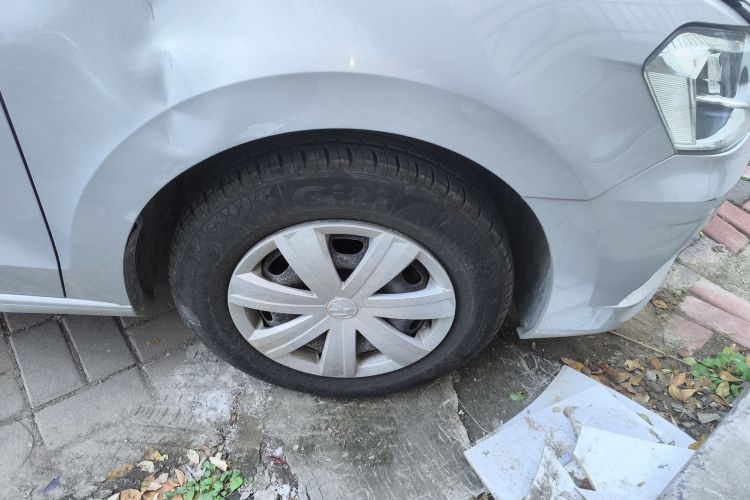 大众 捷达 2017款 1.5L 手动时尚型车身外观6007