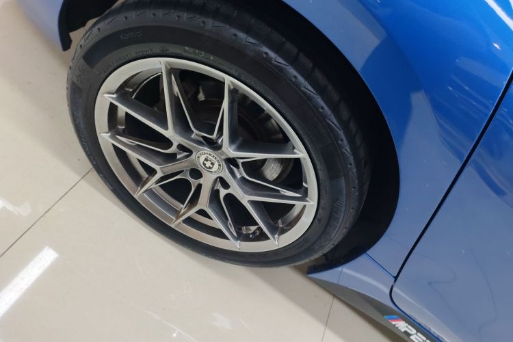 宝马1系 2020款 120i M运动套装车身外观6008