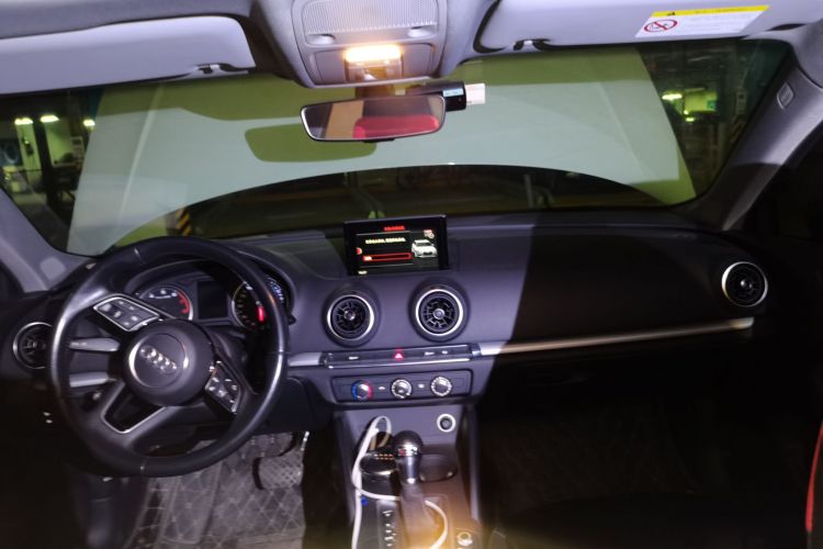 奥迪A3 2020款 改款 Sportback 35 TFSI 进取型 国VI中控内饰12