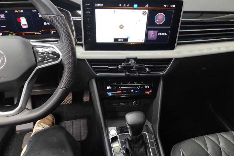 大众 途观L 2023款 改款 330TSI 自动两驱智享版局部细节16