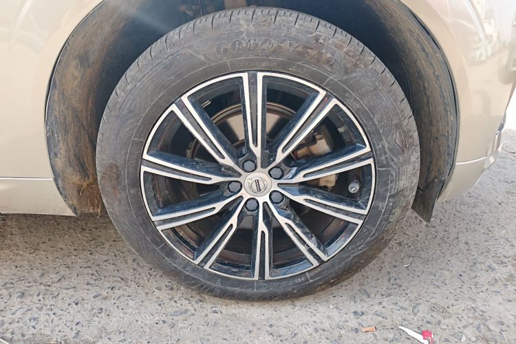 沃尔沃XC60 2020款 T5 四驱智远豪华版车身外观10