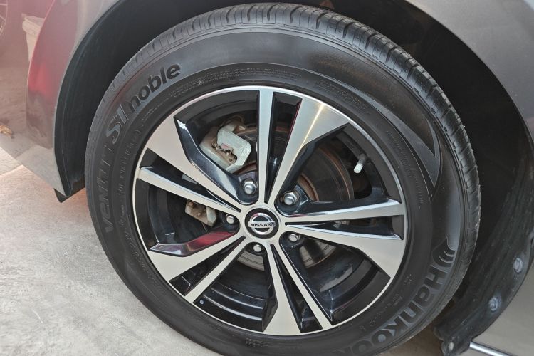 日产 轩逸 2020款 1.6L XL CVT悦享版车身外观6003