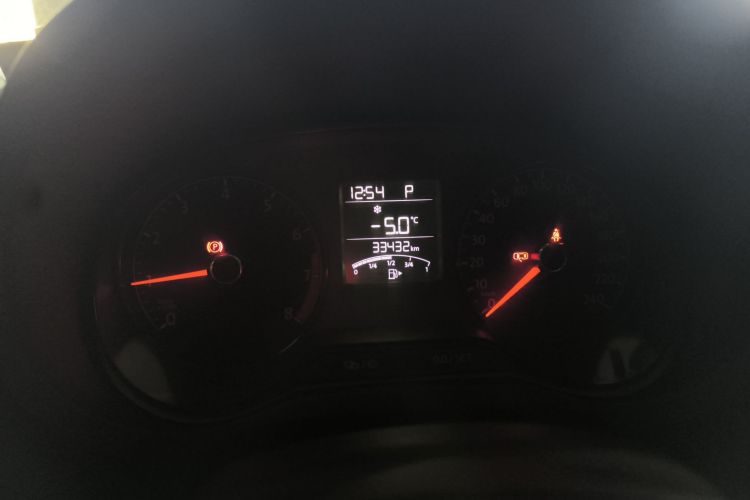 大众 Polo 2016款 1.4L 自动风尚型局部细节14