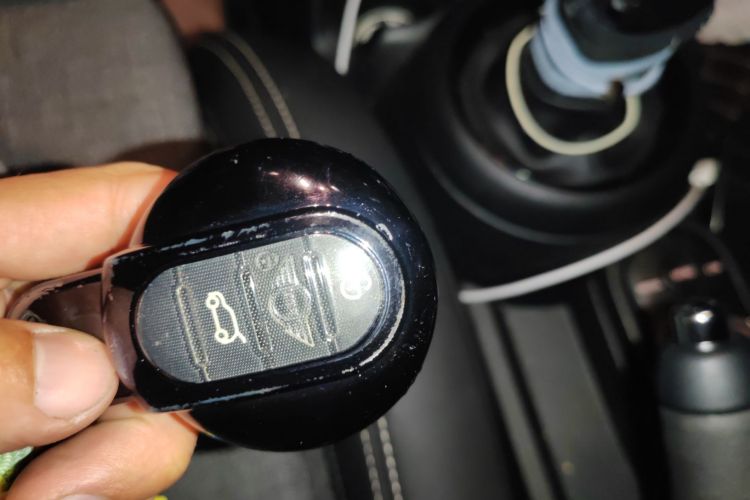 MINI 2019款 1.5T COOPER 经典派 五门版中控内饰7001