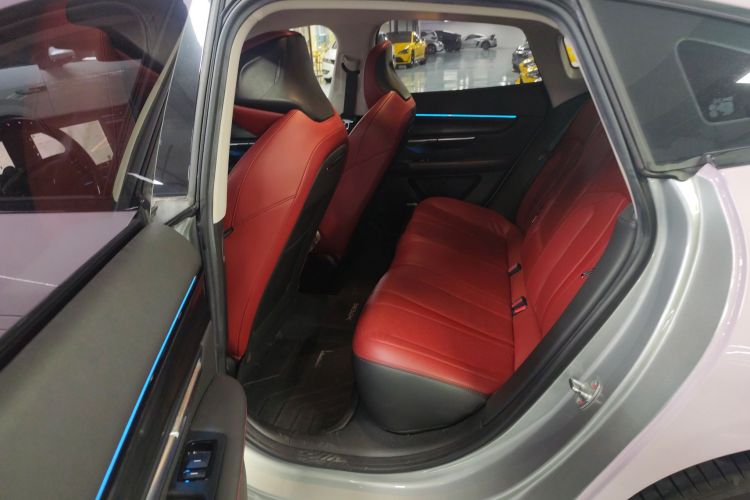 小鹏P7 2020款 670E中控内饰7004