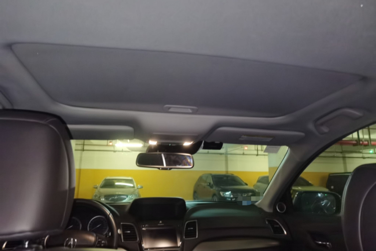 讴歌RDX(进口) 2016款 3.0L 四驱尊享版中控内饰22