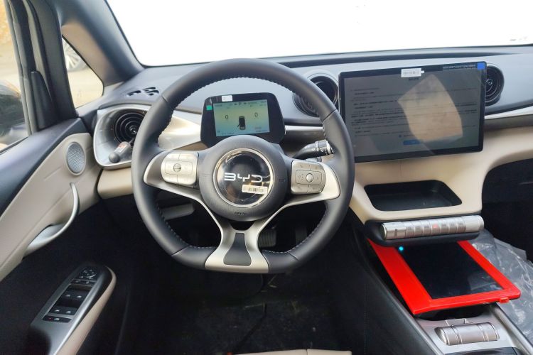 比亚迪 海豚 2025款 420km 自由版中控内饰13