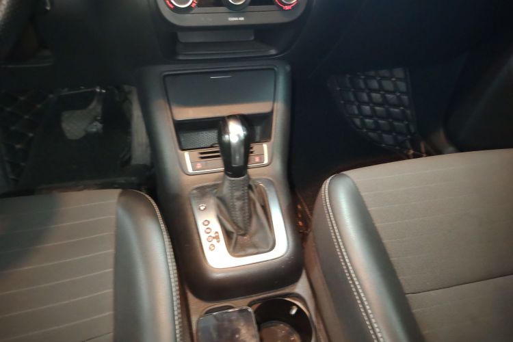 大众 途观 2017款 300TSI 自动两驱丝绸之路风尚版中控内饰18