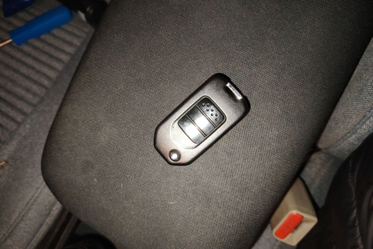 本田CR-V 2016款 2.0L 两驱经典版中控内饰7001