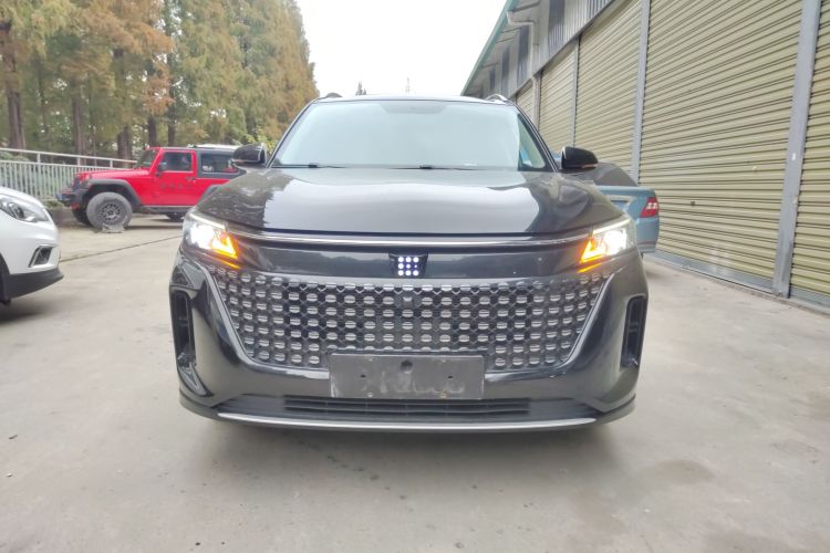 蓝电E5 2023款 1.5L DE-i 100KM畅享型 7座车身外观2