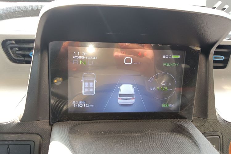 五菱汽车 宏光MINIEV 2020款 自在款 磷酸铁锂中控内饰14