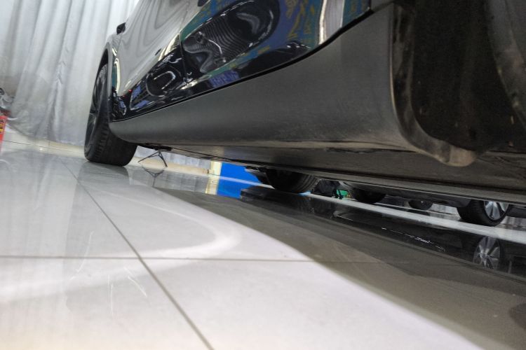 特斯拉 Model Y 2024款 长续航全轮驱动版局部细节9002