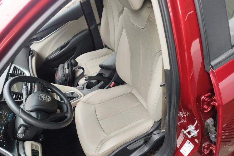 别克 英朗 2016款 15N 自动精英型局部细节19