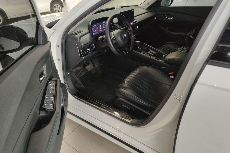 本田 英仕派 2023款 260TURBO 精致版中控内饰20