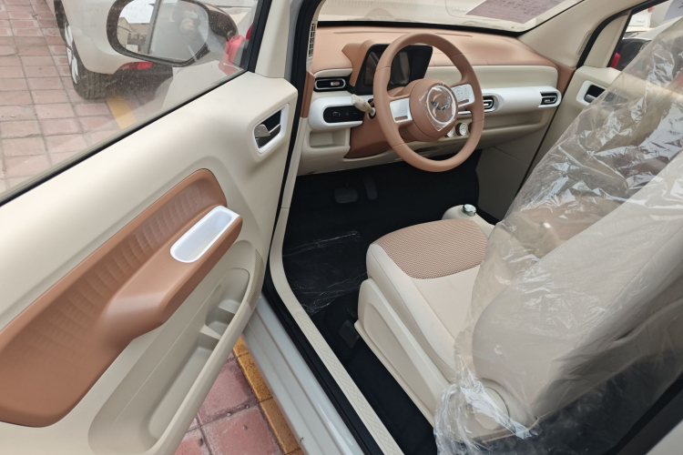 五菱汽车 宏光MINIEV 2024款 第三代 215km 青春版中控内饰20